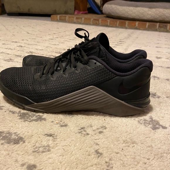 Nike Metcon 5 - Picture 1 of 7